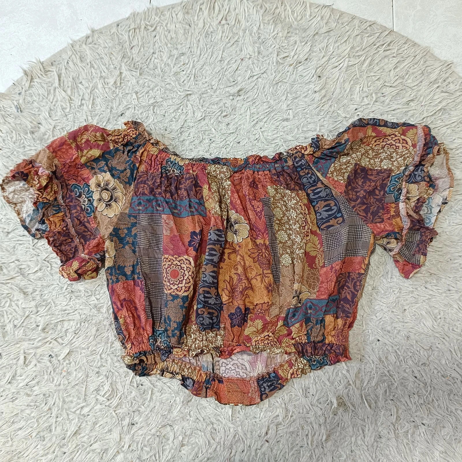 Prachtige vintage-stijl croptop 🌇 Studio F / Haut court de stijl vintage prachtig – photo 3
